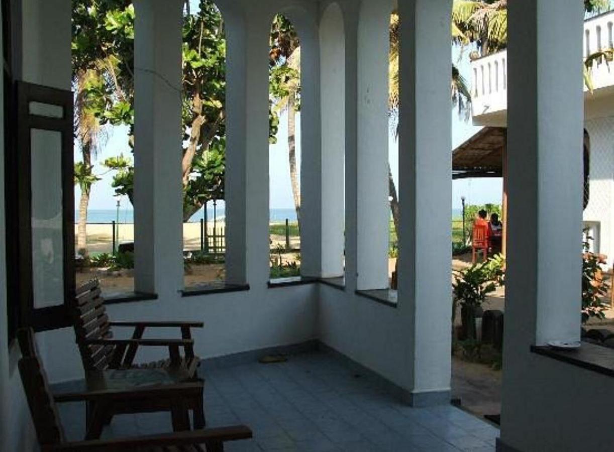 Hotel Silver Sands Negombo Esterno foto