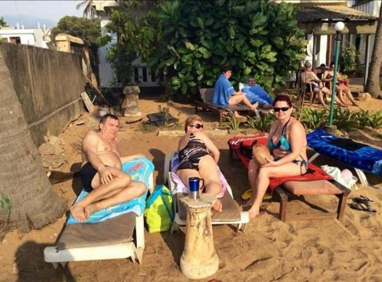 Hotel Silver Sands Negombo Esterno foto